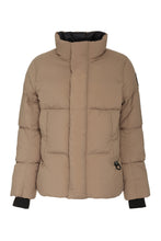 Load image into Gallery viewer, Everett techno-nylon down jacket
