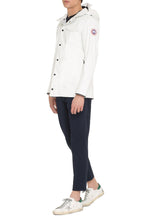 Load image into Gallery viewer, Nanaimo hooded techno fabric raincoat

