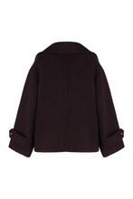 Load image into Gallery viewer, Oversized short coat in wool
