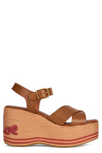 Load image into Gallery viewer, Wedge sandal in leather

