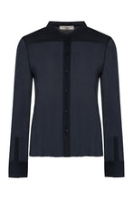 Load image into Gallery viewer, Crêpe-silk blouse
