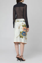 Load image into Gallery viewer, Crêpe-silk blouse
