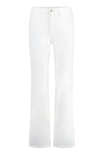 Load image into Gallery viewer, High-rise boyfriend jeans
