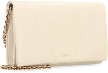 Load image into Gallery viewer, Wallet on chain Chloé Spin in leather
