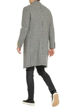 Load image into Gallery viewer, Wool coat
