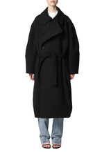 Load image into Gallery viewer, Wool coat

