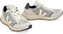Load image into Gallery viewer, Running sneakers Condor Royale
