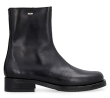 Load image into Gallery viewer, Camion leather ankle boots
