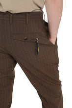 Load image into Gallery viewer, Virgin wool trousers
