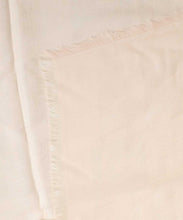 Load image into Gallery viewer, Corrida jacquard shawl
