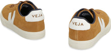 Load image into Gallery viewer, Campo leather low-top sneakers
