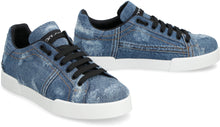 Load image into Gallery viewer, Denim low-top sneakers
