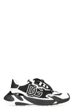 Load image into Gallery viewer, Day Faster Low-top sneakers
