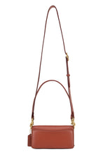 Load image into Gallery viewer, Tabby 20 shoulder bag in leather
