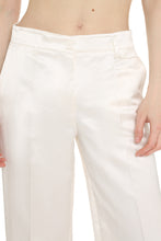 Load image into Gallery viewer, Viscose and silk trousers

