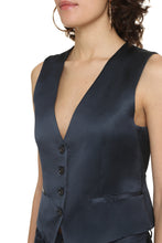 Load image into Gallery viewer, Rasone single-breasted vest
