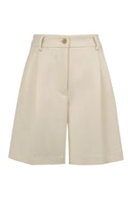 Load image into Gallery viewer, Wool bermuda-shorts
