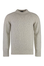 Load image into Gallery viewer, Crew-neck wool sweater
