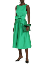 Load image into Gallery viewer, Belted waist dress
