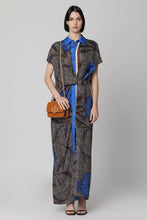 Load image into Gallery viewer, Printed silk shirtdress
