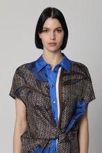 Load image into Gallery viewer, Printed silk shirtdress
