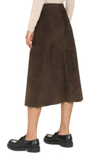 Load image into Gallery viewer, Dancing suede skirt
