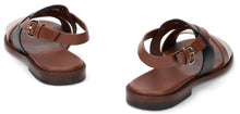 Load image into Gallery viewer, Low leather sandal
