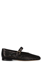 Load image into Gallery viewer, Leather ballet flats
