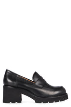 Load image into Gallery viewer, Leather moccasins

