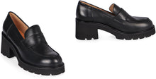 Load image into Gallery viewer, Leather moccasins
