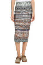 Load image into Gallery viewer, Chevron motif knitted skirt
