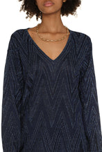 Load image into Gallery viewer, Long sleeve T-shirt
