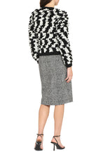 Load image into Gallery viewer, Knitted jacket

