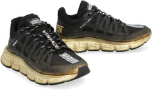 Load image into Gallery viewer, Trigreca low-top sneakers
