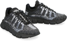 Load image into Gallery viewer, Trigreca low-top sneakers
