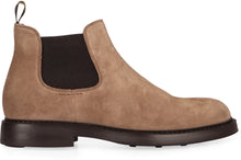 Load image into Gallery viewer, Suede Chelsea boots
