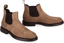 Load image into Gallery viewer, Suede Chelsea boots
