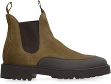 Load image into Gallery viewer, Hummel suede Chelsea boots
