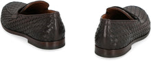 Load image into Gallery viewer, Woven leather loafers
