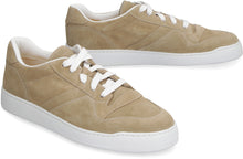 Load image into Gallery viewer, Suede low-top sneakers
