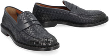 Load image into Gallery viewer, Straw Leather loafers
