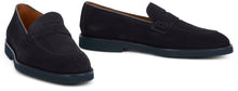 Load image into Gallery viewer, Suede loafers
