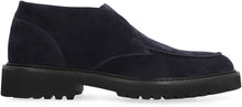 Load image into Gallery viewer, Suede desert boots
