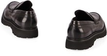 Load image into Gallery viewer, Leather loafers
