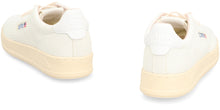 Load image into Gallery viewer, Medalist Easeknit Low-top sneakers
