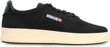 Load image into Gallery viewer, Medalist Easeknit Low-top sneakers
