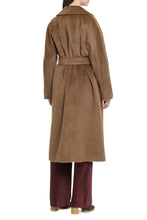Load image into Gallery viewer, Eugenio vegan fur coat
