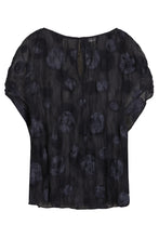 Load image into Gallery viewer, Gathered jacquard blouse
