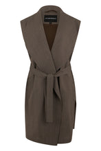 Load image into Gallery viewer, Sleeveless coat in fresh wool with belt
