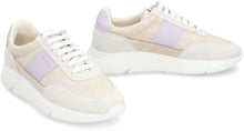 Load image into Gallery viewer, Genesis Vintage Runner Low-top sneakers
